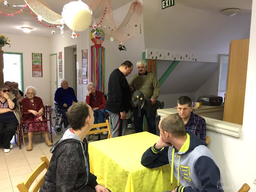 Farsang az idősotthonban 39